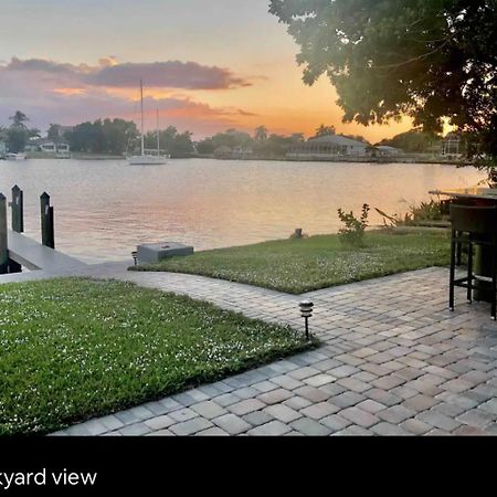 Cozy Home With One Bedroom Cape Coral Exterior photo